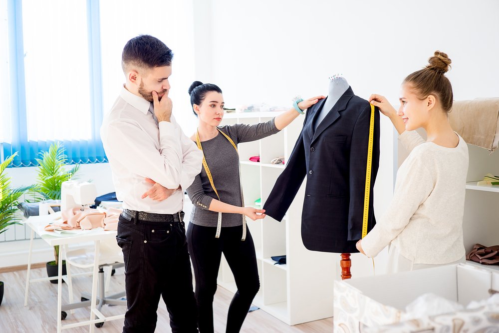 5 σημαντικά tips για σωστό ντύσιμο στη δουλειά